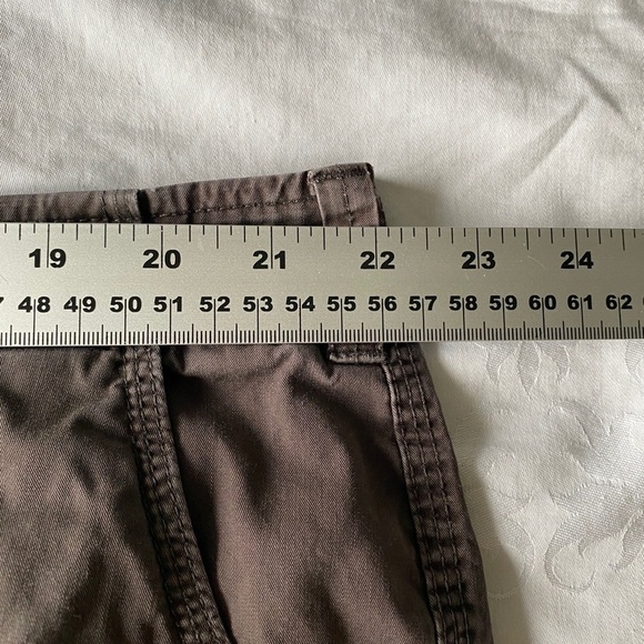 Tommy Hilfiger Men's Brown Casual Walking Shorts‎ Size 42 - Picture 10 of 14